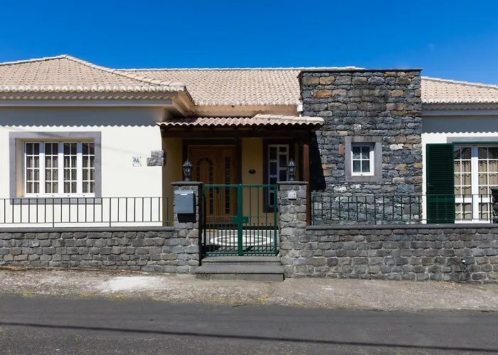 Casa Nunes * Сантана